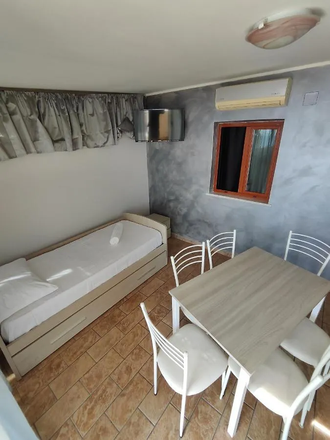 Sicily Travel Apartment'S 4 Giardini Naxos Διαμέρισμα